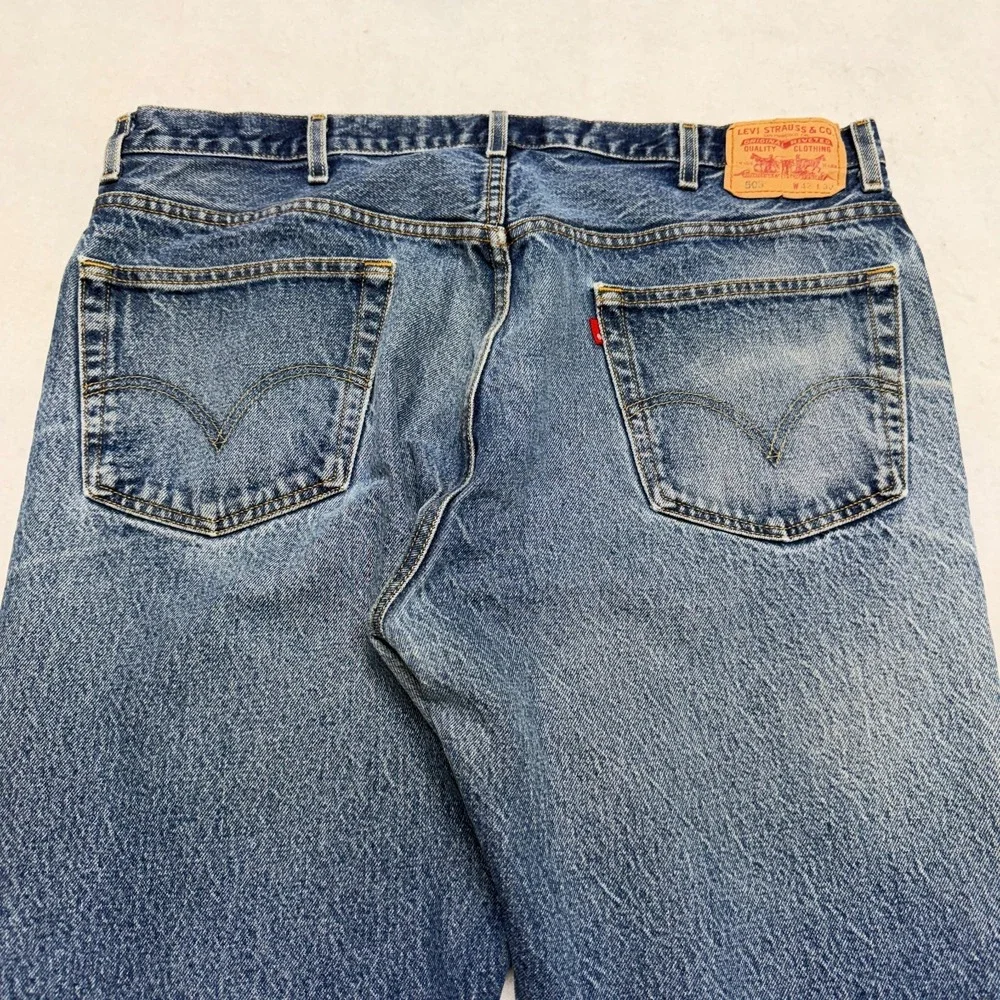 Levis‎ 505 Jeans Mens 42x30 Blue Denim Regular Fit Straight Leg Medium Wash Y2K